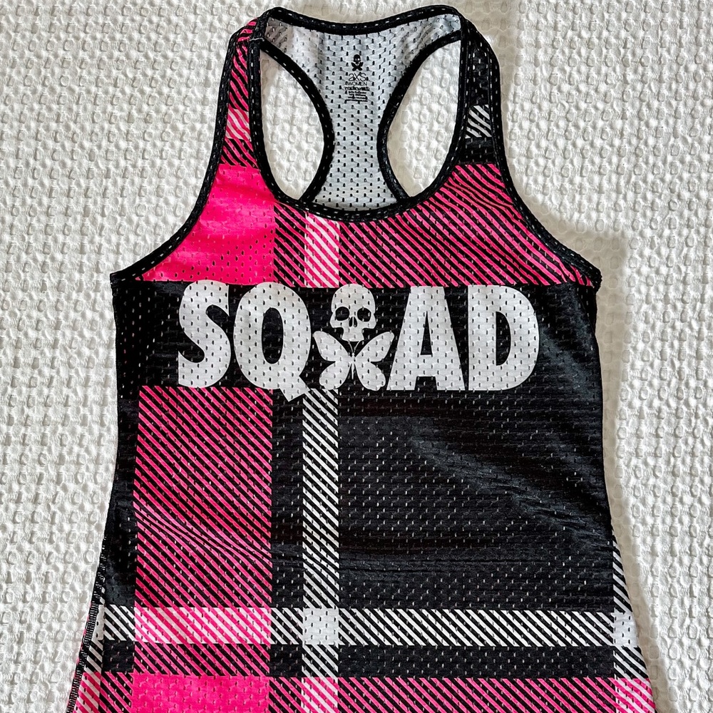 Betty Designs Betty Squad 21 Racerback Run tank | EUC